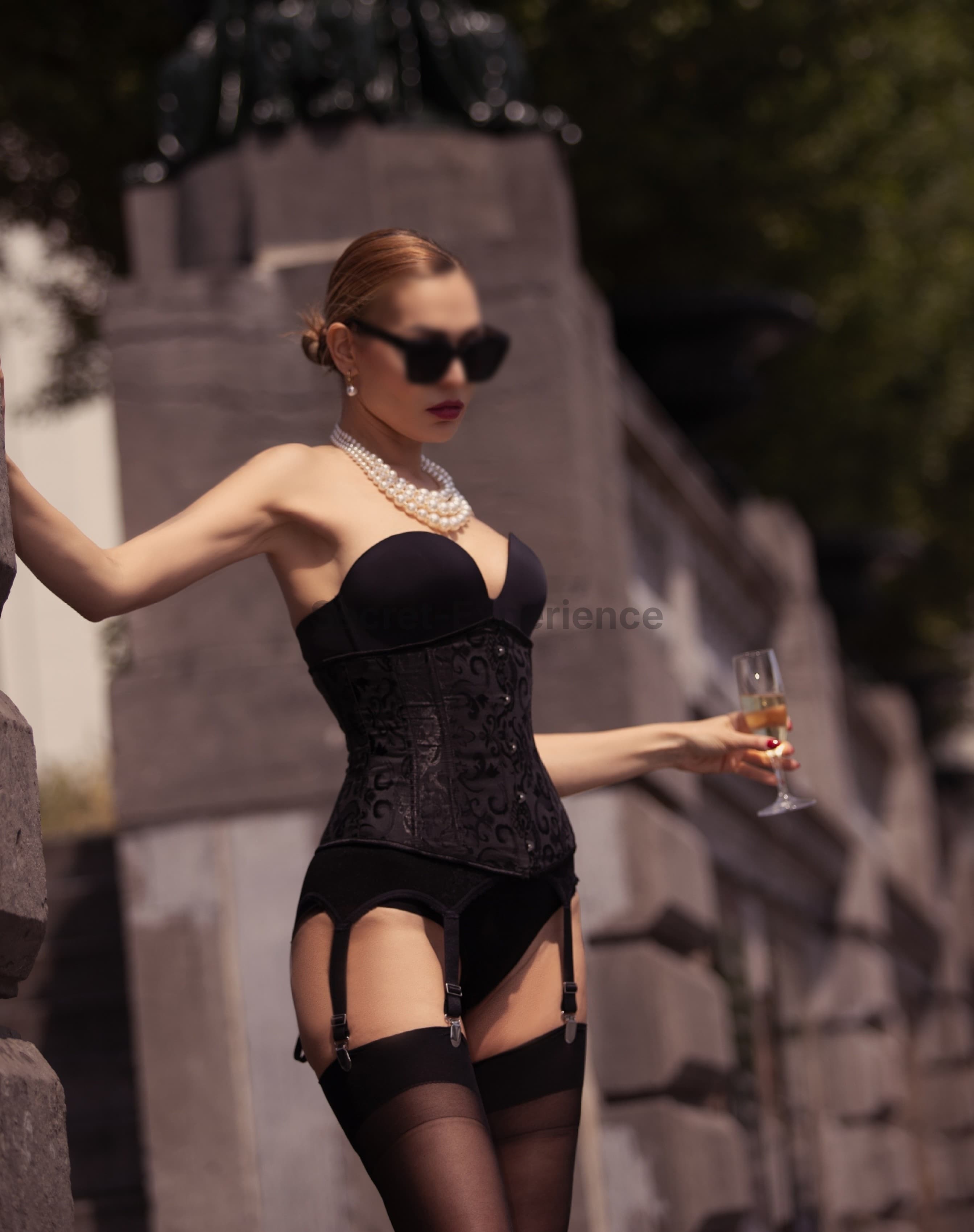 Sophie Delacroix, escort